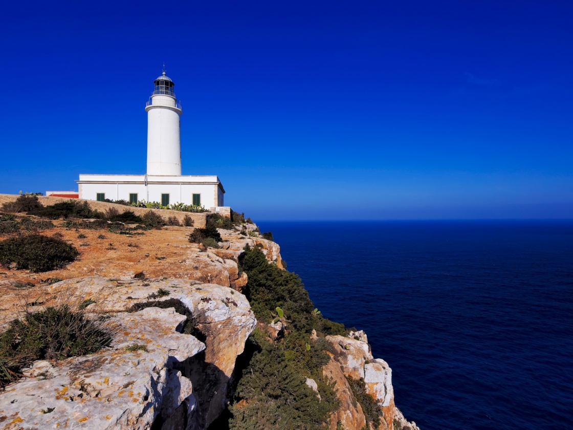 Formentera y sus faros: un pedazo de historia