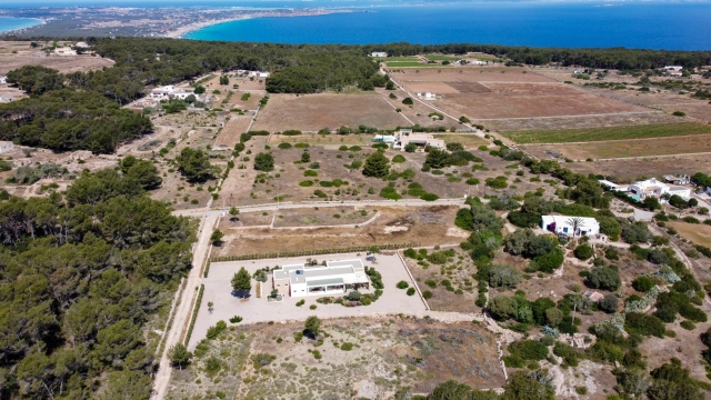 Elegante villa en La Mola con vista panorámica y privacidad
