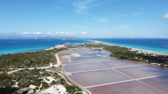 Formentera por Descubrir: Arqueología, Salinas y la Historia Milenaria Oculta Bajo el Sol