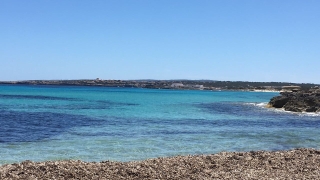 Mar, playas y delicias culinarias: La costa de Llevant